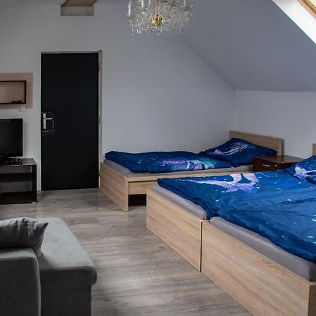 V Sadu Apartman Lysá nad Labem Kültér fotó
